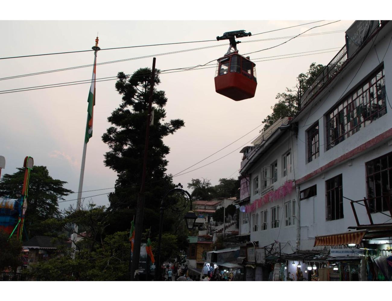 Event-First Bunkotel Mussoorie Dış mekan fotoğraf