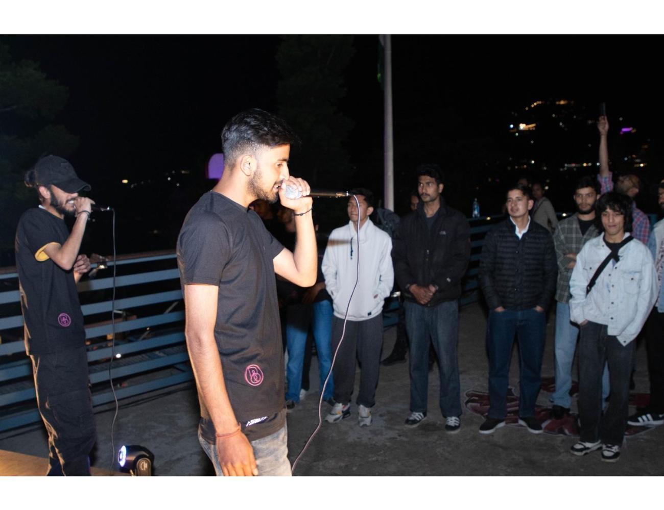 Event-First Bunkotel Mussoorie Dış mekan fotoğraf